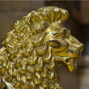 lectern lion
